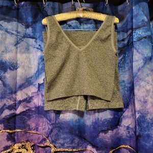 Colsie Gray V-Neck Tank Top & Bike Shorts